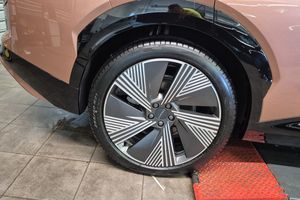 Lynk & Co 08 bild 21