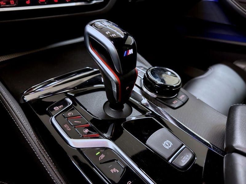 BMW M5 bild 17