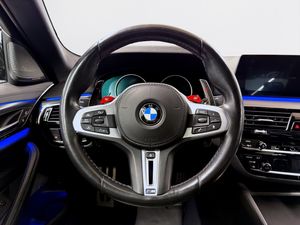 BMW M5 bild 16