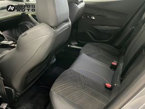 Peugeot 2008 bild 9