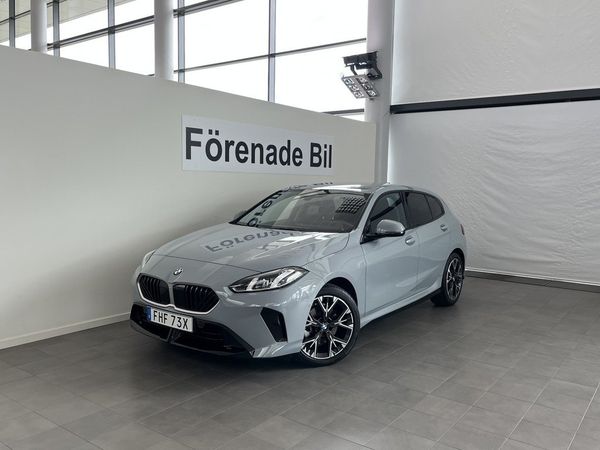BMW 120 M Sport Design Nav Drive/Park-assist Rattvärme - 2026