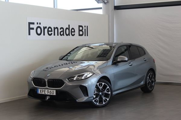 BMW 120 M Sport Design Nav Drive/Park-assist Rattvärme - 2026