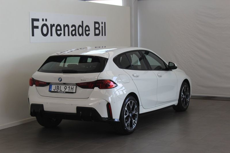 BMW 120 bild 13