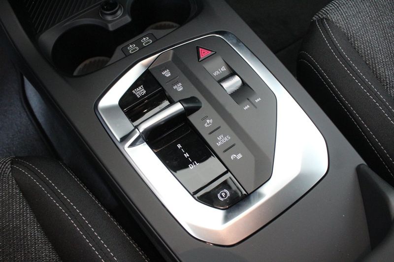 BMW 120 bild 8