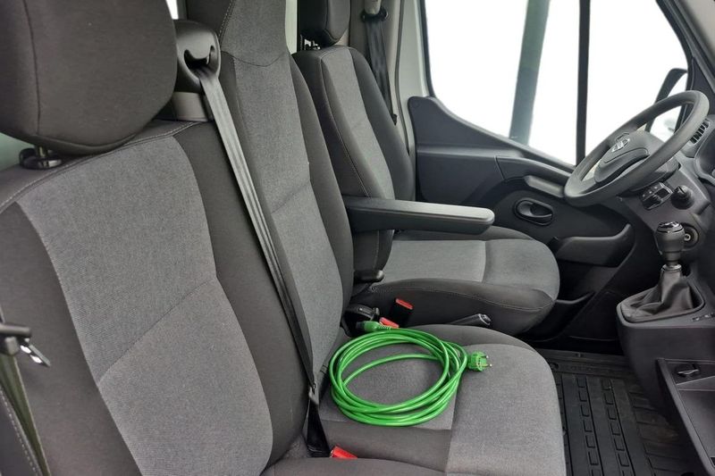 Nissan Interstar bild 13