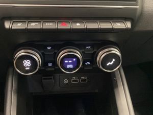 Mitsubishi Colt bild 13