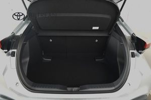 Toyota C-HR bild 8