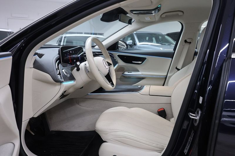 Mercedes E300 bild 15