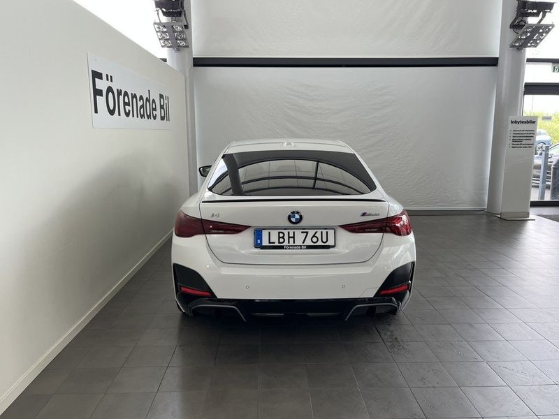 BMW i4 bild 13
