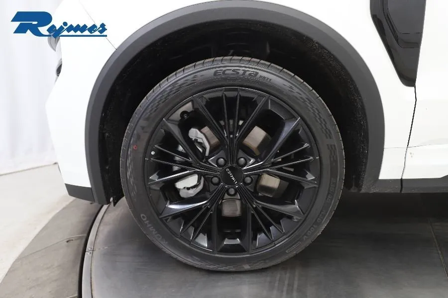Vehicle image 20