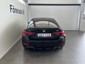 BMW i4 bild 12