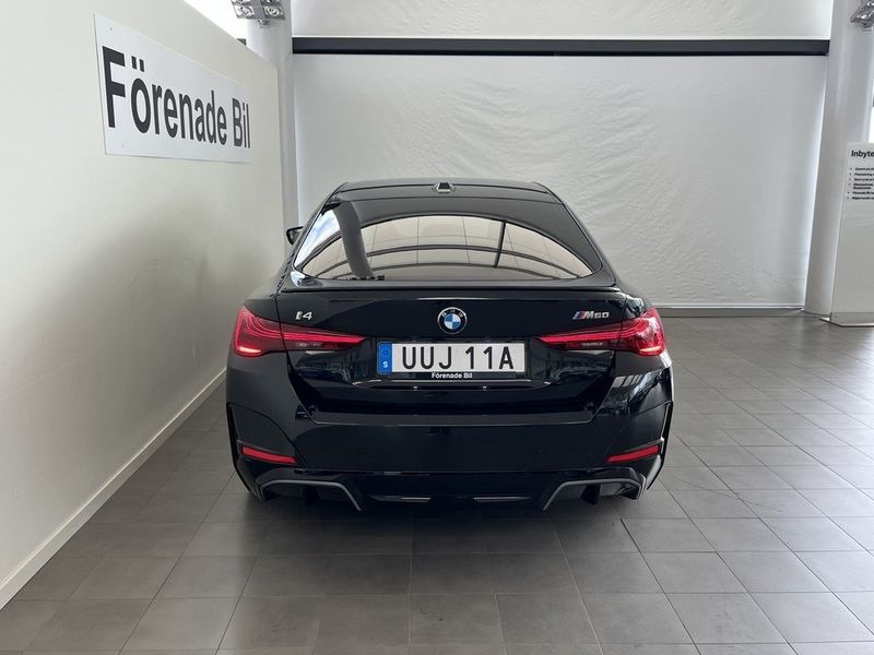 BMW i4 bild 12