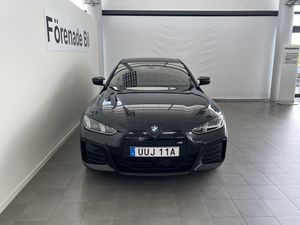 BMW i4 bild 2
