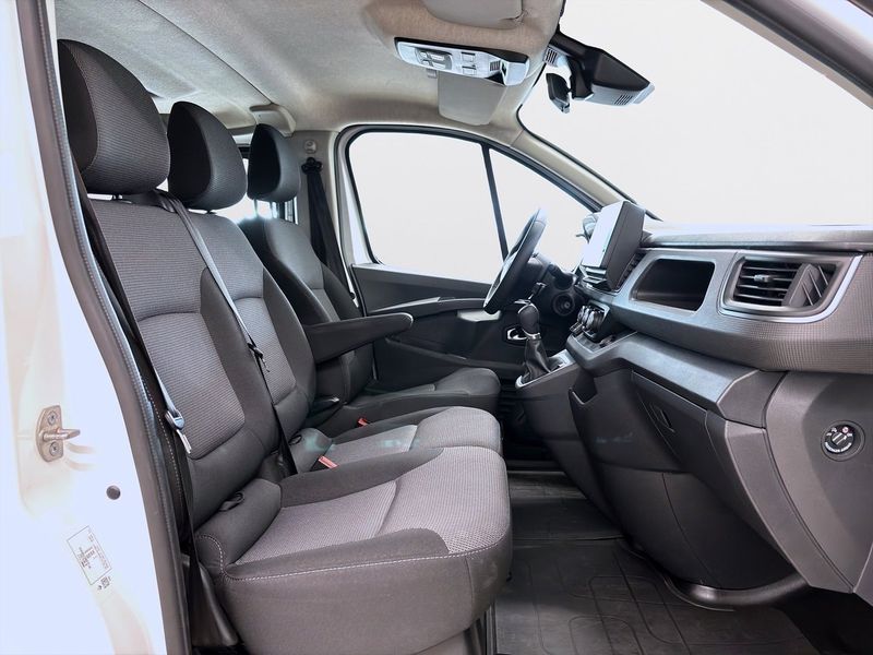 Renault Trafic bild 10