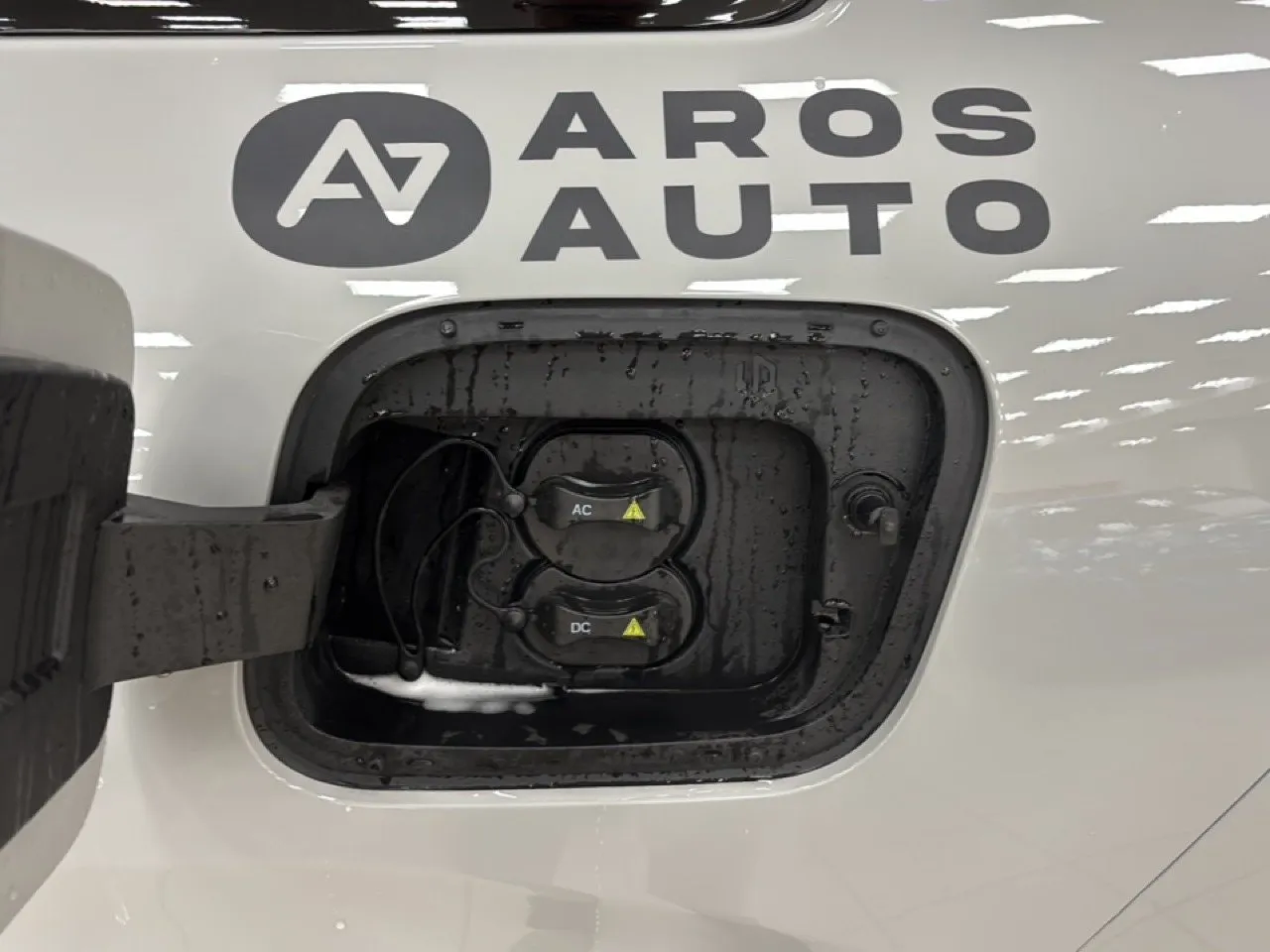 Vehicle image 20