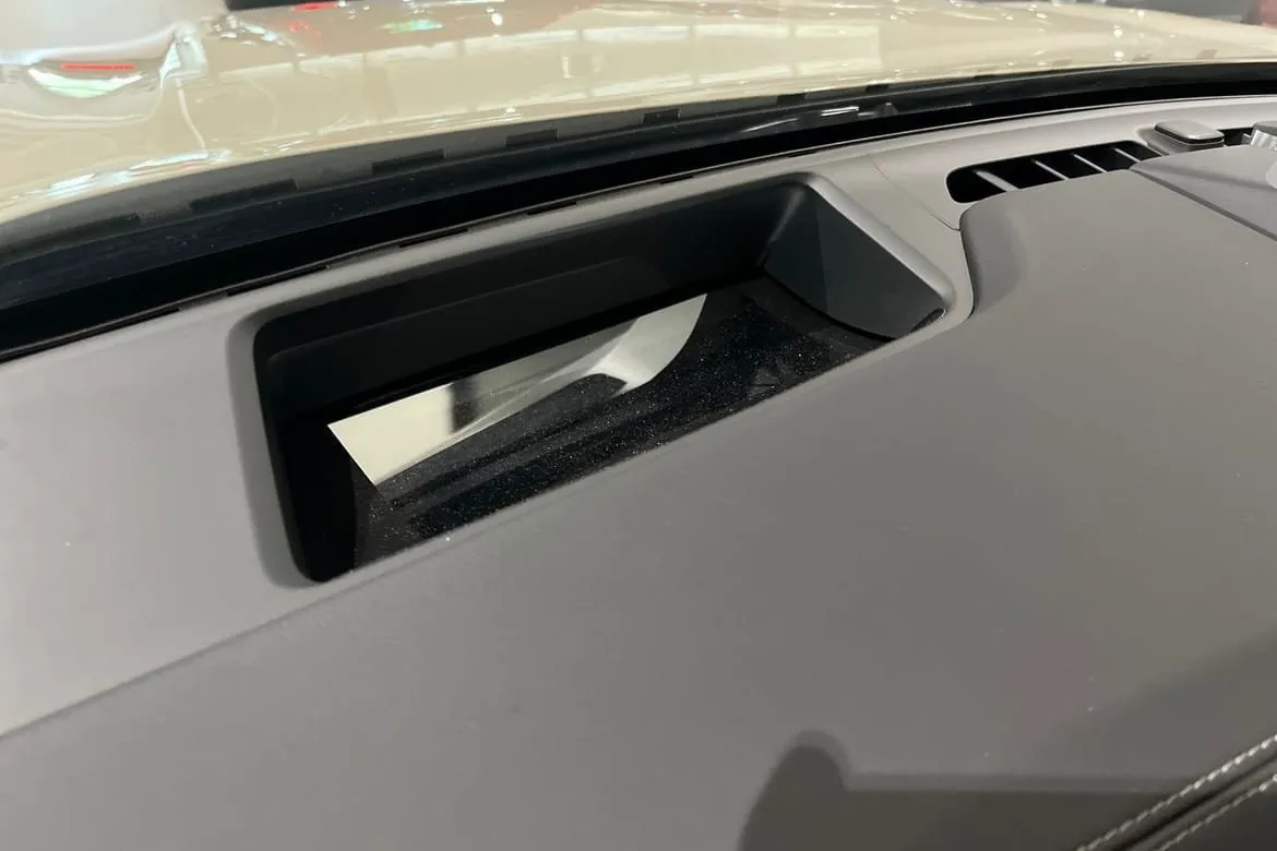 Vehicle image 20