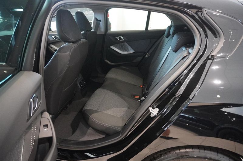BMW 120 bild 6