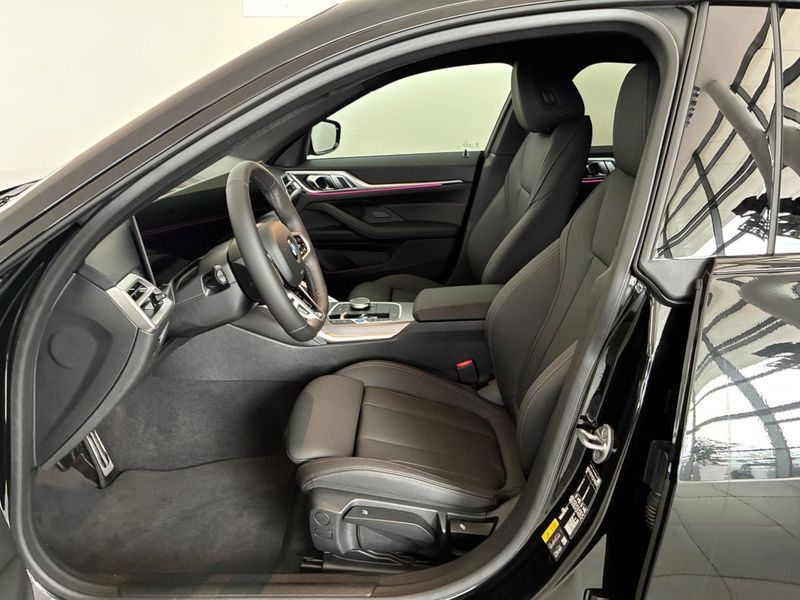 BMW i4 bild 5