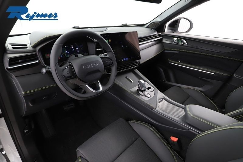Lynk & Co 01 bild 5
