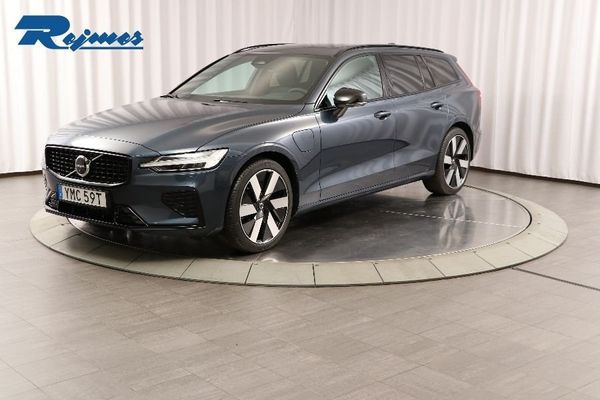 Volvo V60 T6 Plus Dark Nordic Edition/H&K/Pano/360 - 2027