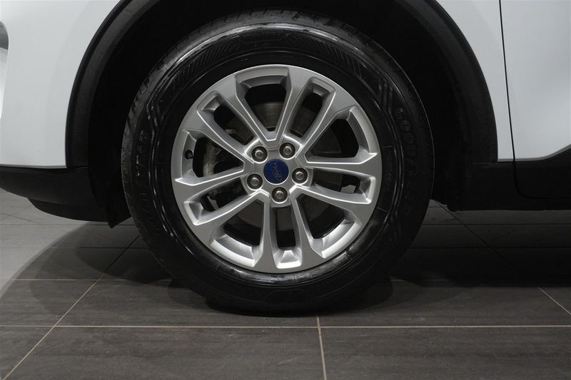 Ford Kuga bild 8