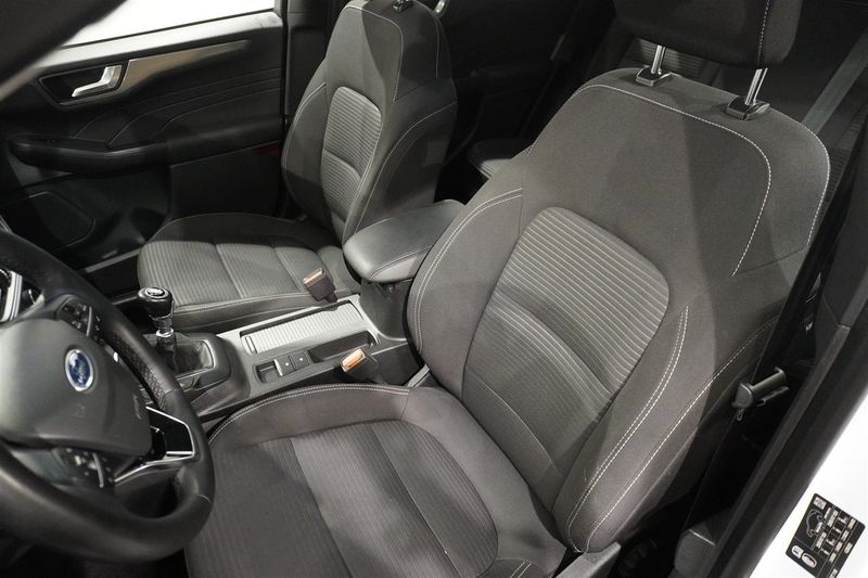 Ford Kuga bild 5
