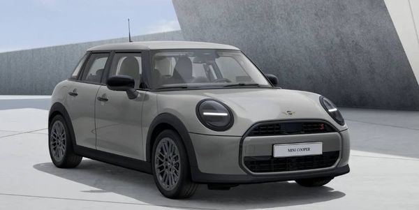 MINI Cooper S 5 dr Essential Paket XS 3 595* kr /mån - 2026
