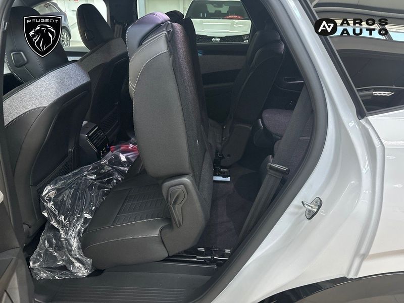 Peugeot e-5008 bild 17