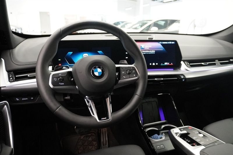 BMW X1 bild 8