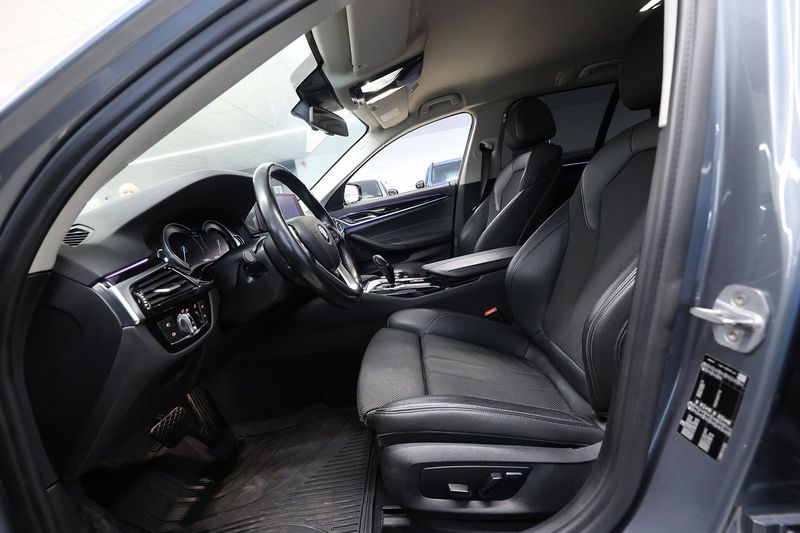 BMW 520 bild 16