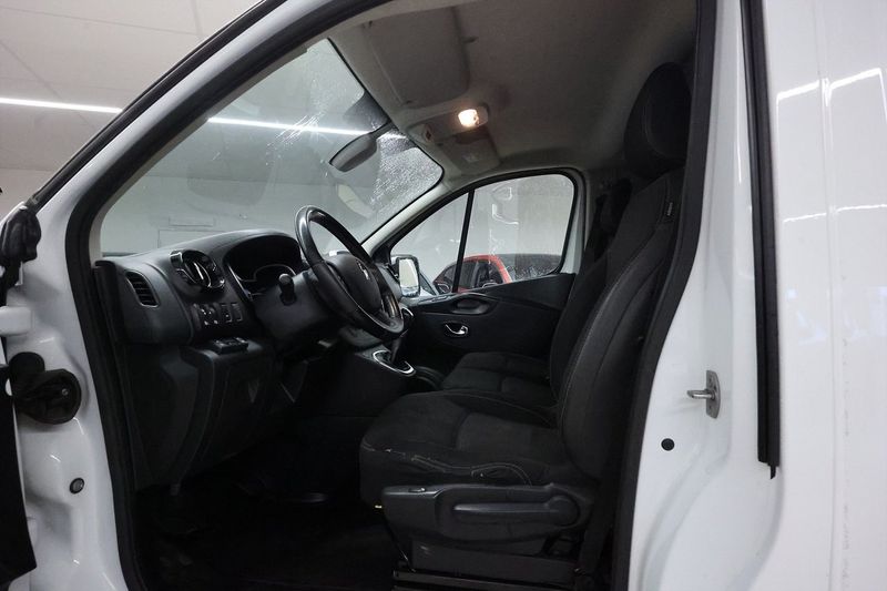 Renault Trafic bild 13