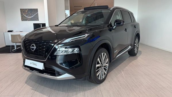 Nissan X-Trail Tekna+ e-4ORCE 7 säten LAGERIL MED OMGÅEND... - 2025