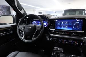 Chevrolet Silverado bild 14