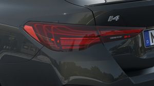 BMW i4 bild 12