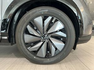 Nissan Ariya bild 4