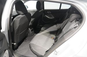 BMW 120 bild 8