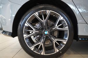 BMW 120 bild 16