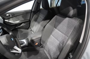 BMW 120 bild 9