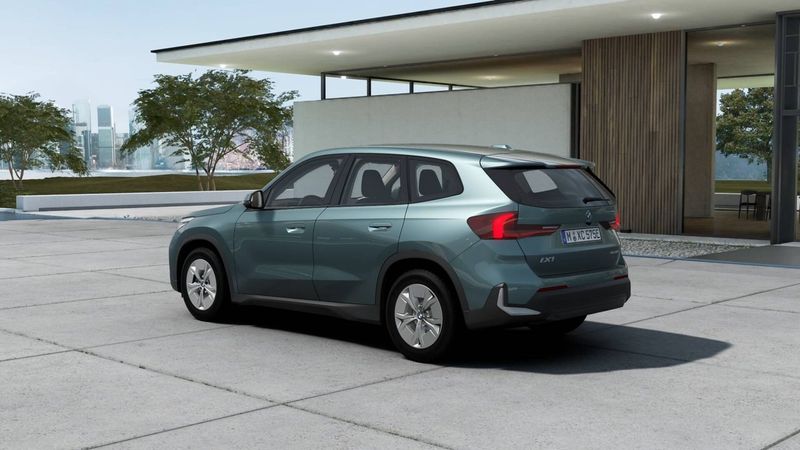 BMW iX1 bild 9