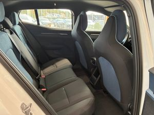 Volvo EX30 bild 8
