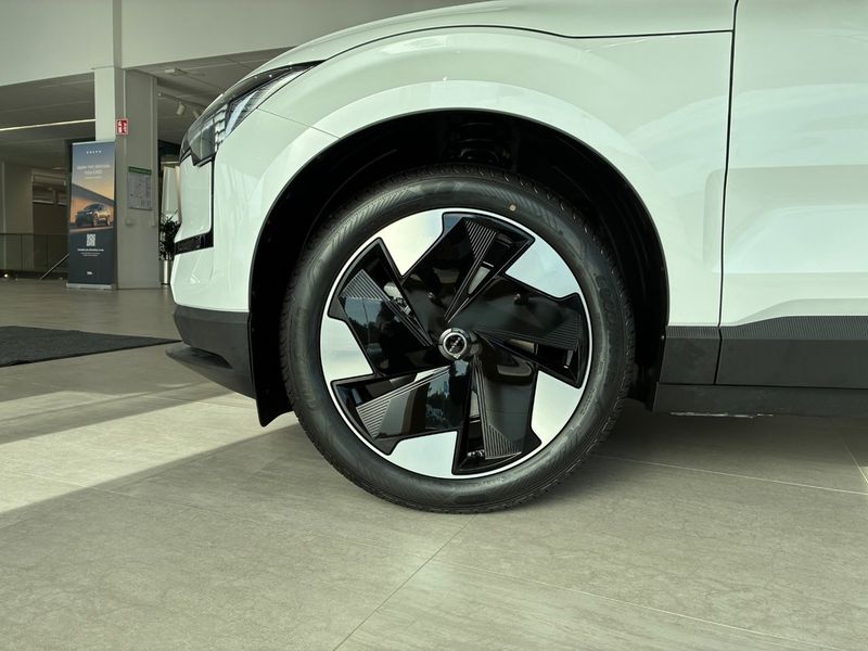 Volvo EX30 bild 5