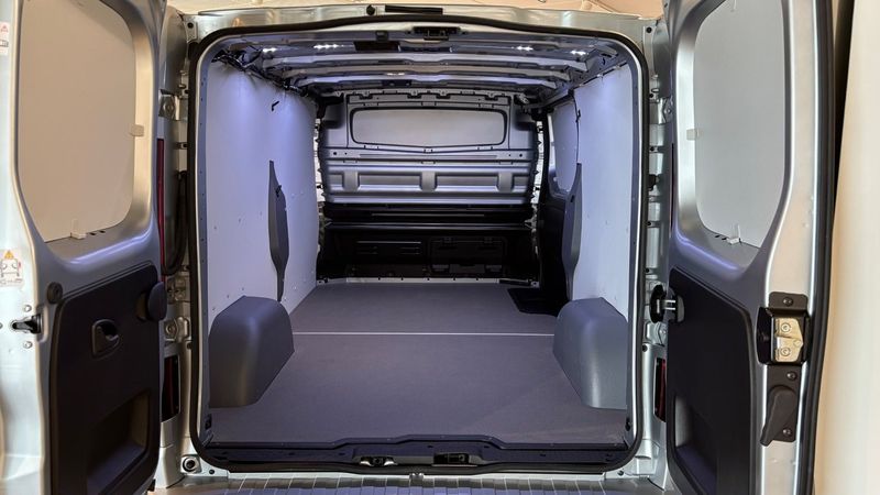 Nissan Primastar bild 8