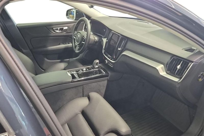 Volvo V60 bild 8