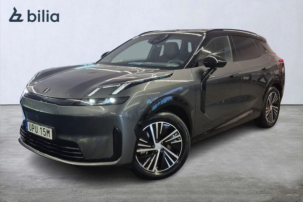 Lynk & Co 08 Core PHEV 360° I 200km räckvidd I Elstolar - 2025