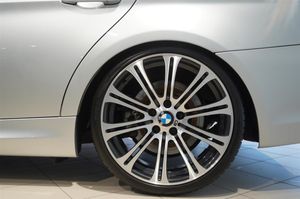 BMW 335 bild 9