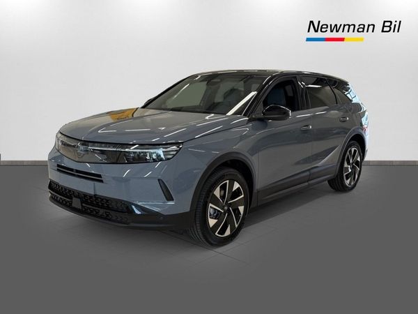 Opel Grandland Hybrid 145HK, finns med 0% ränta och fri service i 3 år - 2025