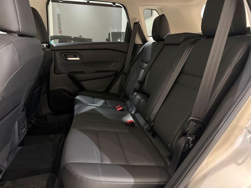 Nissan X-Trail bild 14