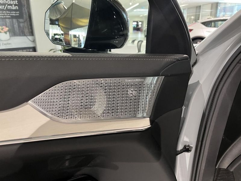 Volvo EX90 bild 8