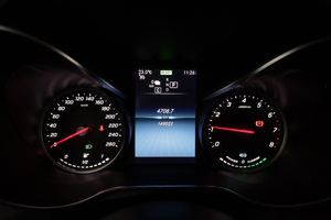 Mercedes GLC300 bild 16
