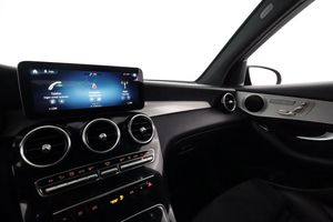 Mercedes GLC300 bild 23
